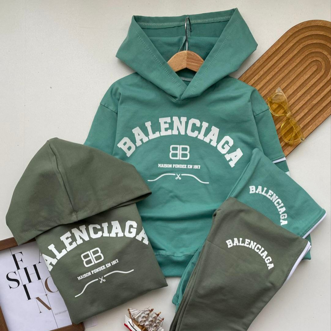 هودی شلوار بالنسیگا